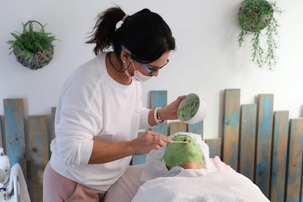 Devenez professionnel de la beauté au centre de formation à Toulouse